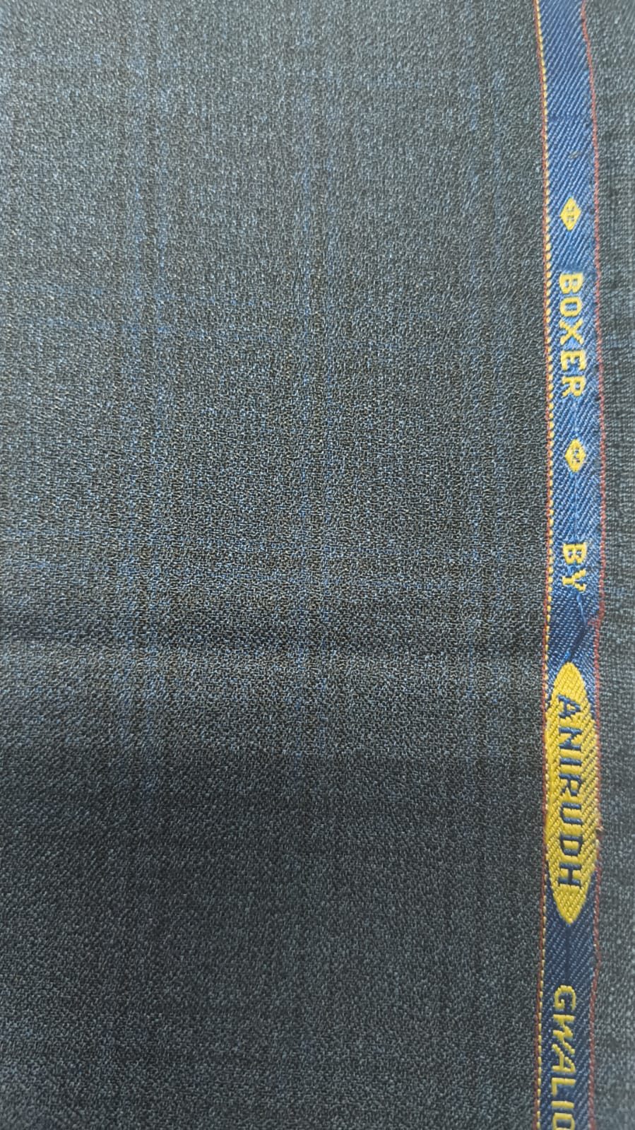BOXER — woven polyester-viscose fabric